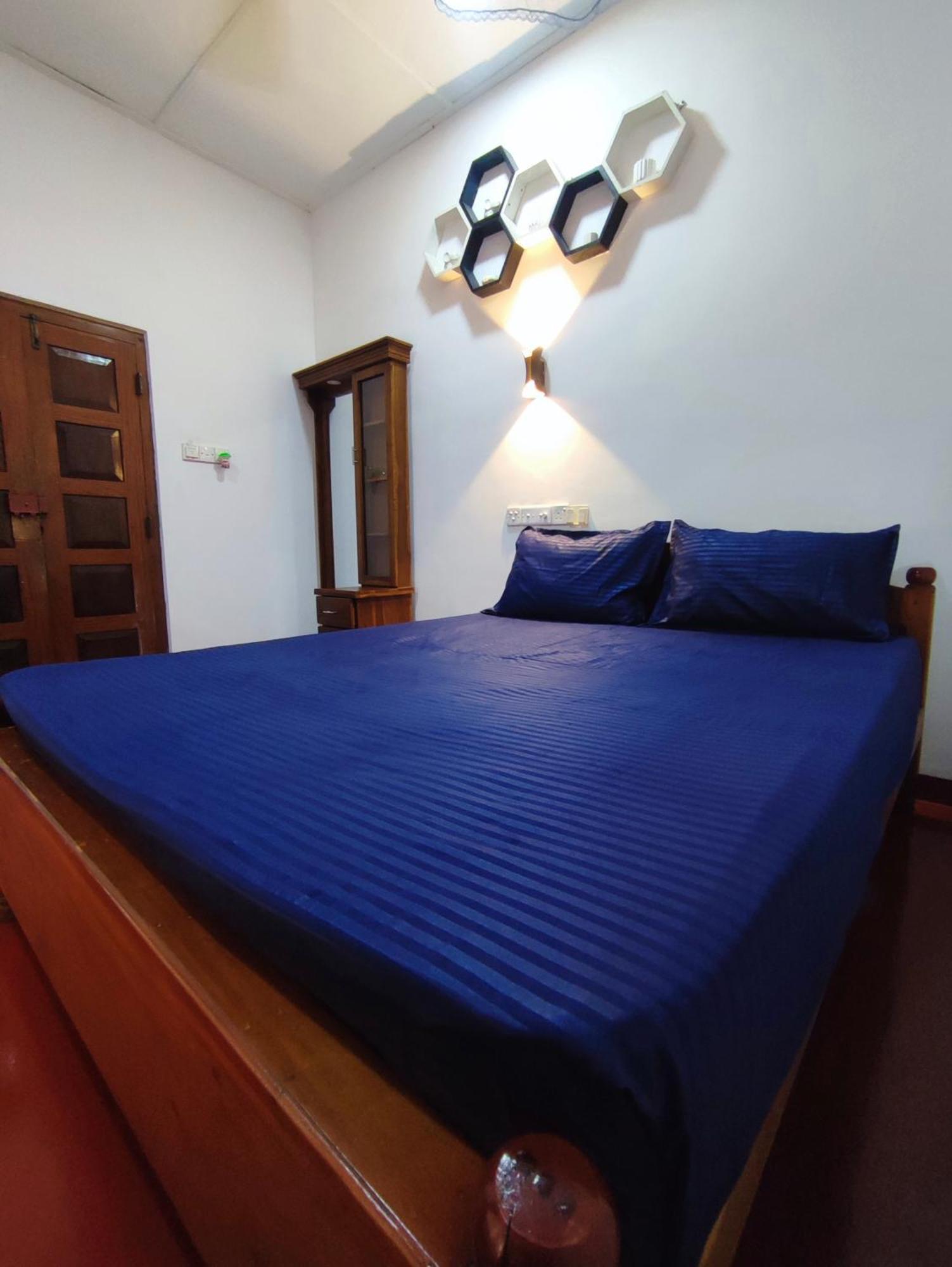 Sea Rest breeze Hotel Trincomalee Exterior foto