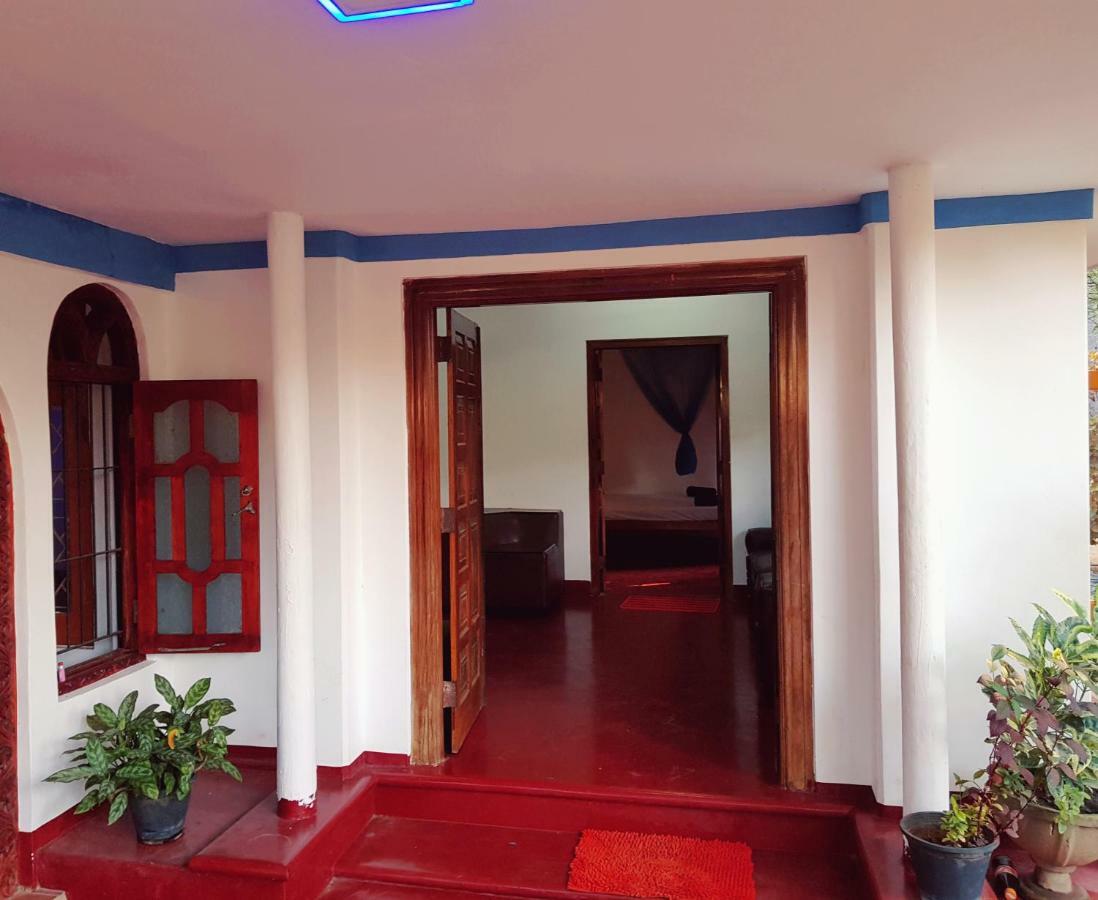 Sea Rest breeze Hotel Trincomalee Exterior foto