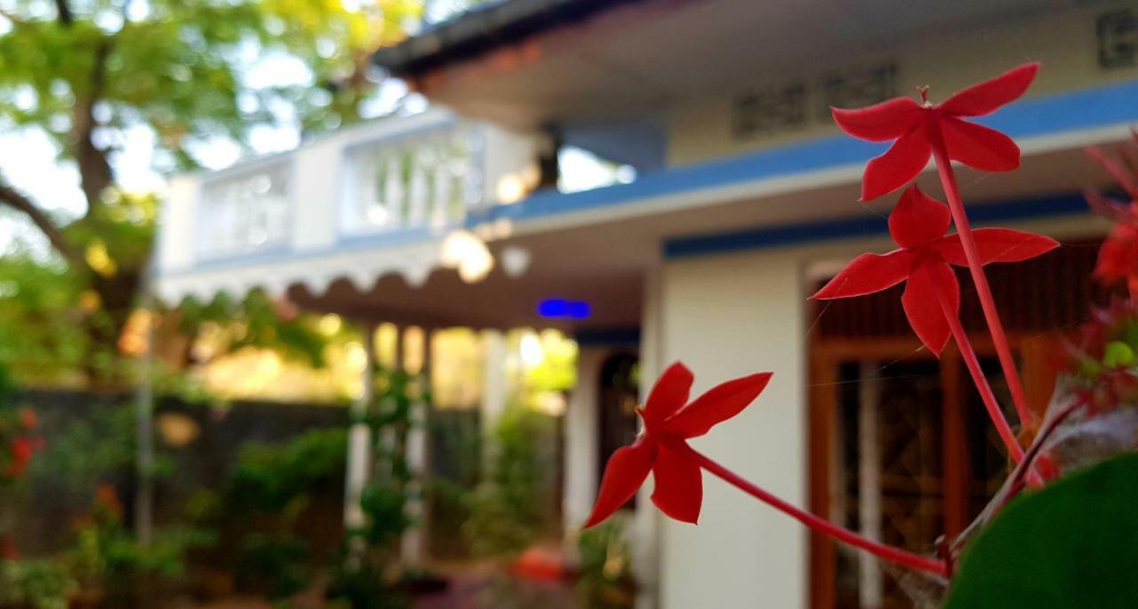 Sea Rest breeze Hotel Trincomalee Exterior foto